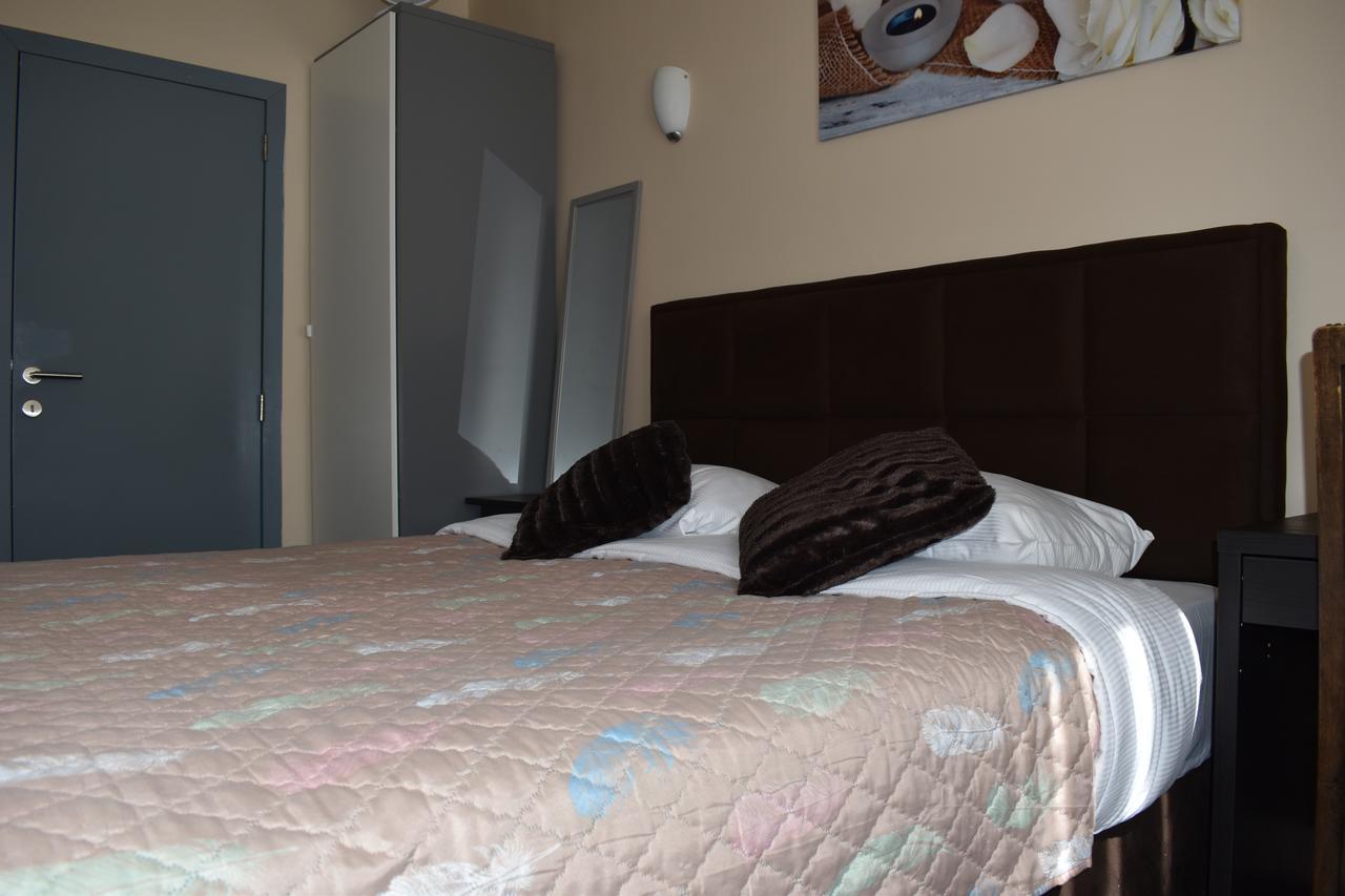 Hotel Meribel Saint-Josse-ten-Noode Экстерьер фото