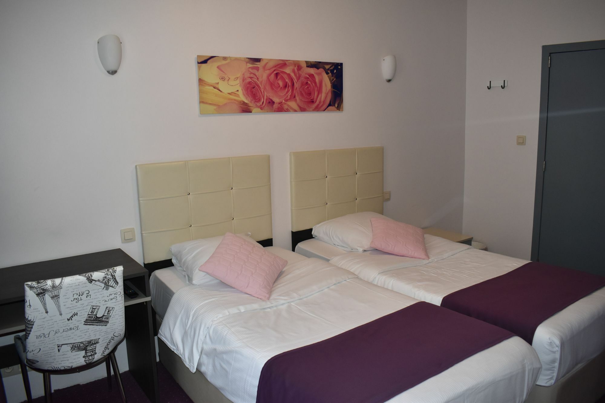 Hotel Meribel Saint-Josse-ten-Noode Экстерьер фото